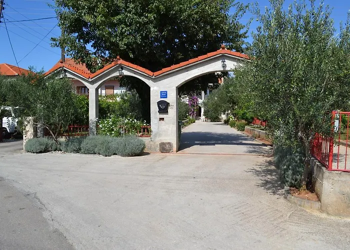 Kate's Family Place Apartman
