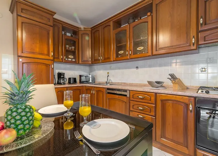 Kate's Family Place זאדאר